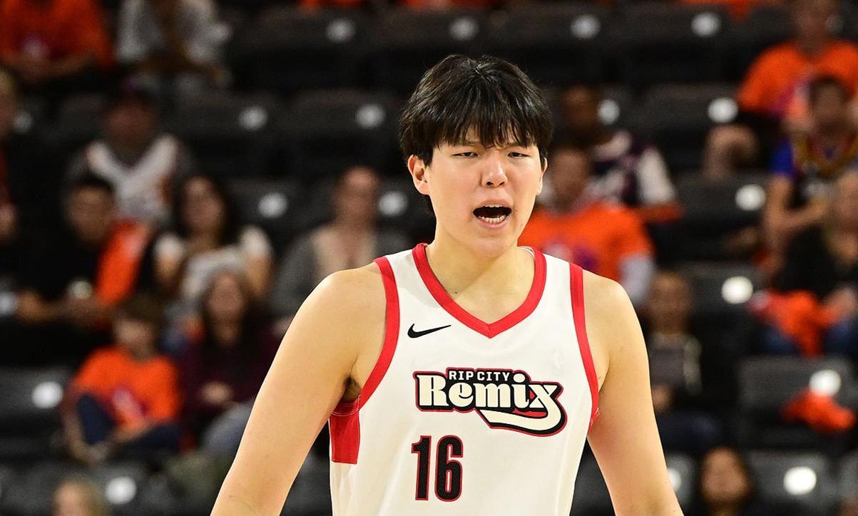 开云官网-轰31+8创生涯纪录!杨瀚森闪耀G联赛:16中14太准,大秀勾手绝活